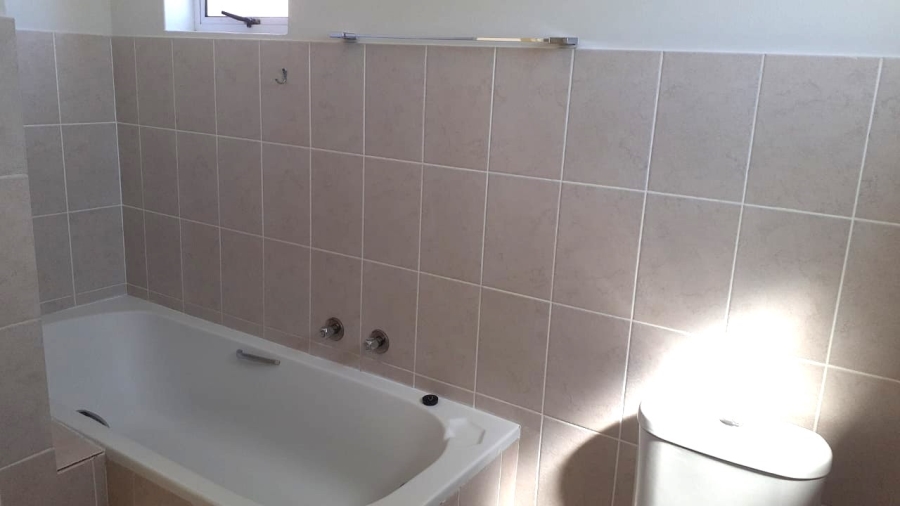To Let 3 Bedroom Property for Rent in Bluewater Bay Western Cape